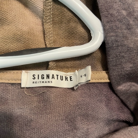 Tye dye Hoodie Signature by Reitmans NWOT - Picture 3 of 3